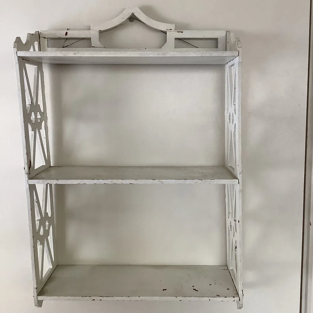 Vintage 3 Tier Shabby Chic Chippy White Painted Wall Shelf
